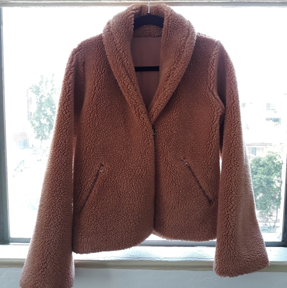 ALO Yoga cozy up jacket